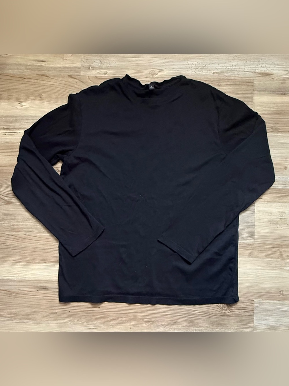 Banana Republic Black Long Sleeve Tee
